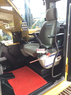 ขายด่วน!! KOMATSU PC200-8 M0 5,800ชม. สภาพสวยมากค่ะ ขายด่วน!! KOMATSU PC200-8 M0 5,800ชม. สภาพสวยมากค่ะ