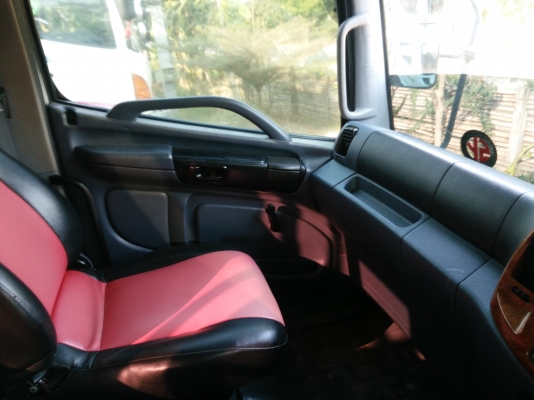 ขาย10ล้อเมกก้าเพลาเดียวเครื่อง220ปี2548ยางเรเดียลสภาพพร้อมใช้งานรถเจ้าของเดียวออกจากศูนย์แท้ๆยาว6.50เมตร