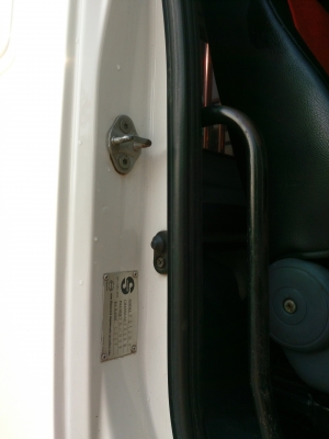 ขาย10ล้อเมกก้าเพลาเดียวเครื่อง220ปี2548ยางเรเดียลสภาพพร้อมใช้งานรถเจ้าของเดียวออกจากศูนย์แท้ๆยาว6.50เมตร