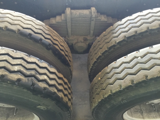 เดกก้า FVM 195 10ล้อ เพลาเดียว เดกก้า FVM 195 10ล้อ เพลาเดียว