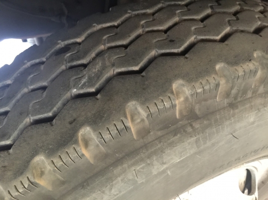 เดกก้า FVM 195 10ล้อ เพลาเดียว เดกก้า FVM 195 10ล้อ เพลาเดียว