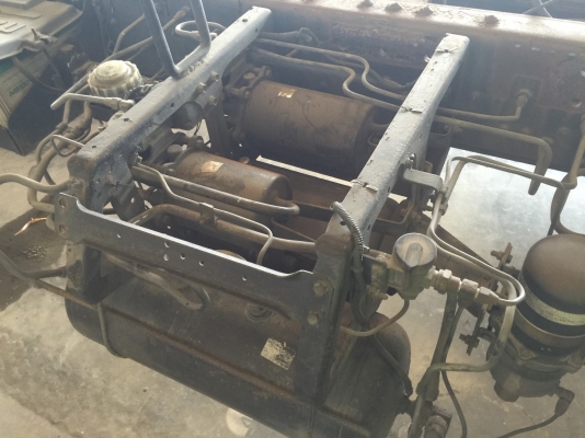 เดกก้า FVM 195 10ล้อ เพลาเดียว เดกก้า FVM 195 10ล้อ เพลาเดียว