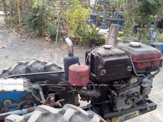 รถไถนั่งขับพร้อมกระแทะ เครื่อง 9.5 แรง พร้อมใช้งาน