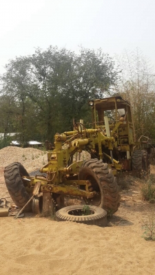 ขายเกรดเดอร์ komatsu GD37-5H