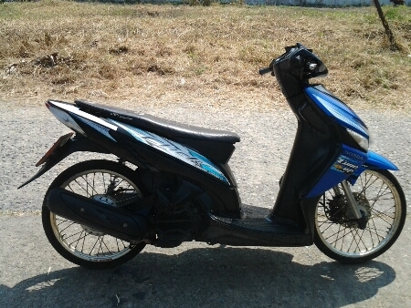 ขายมอไซค์ ปี50 ฮอนด้า คลิ๊ก รุ่นTune Up เครื่อง110cc. เครื่องดี รถสภาพยังโอเค ใช้งานได้ ภาษีขาด1ปี เล่มทะเบียนครบ ขายถูกๆตามสภาพครับ