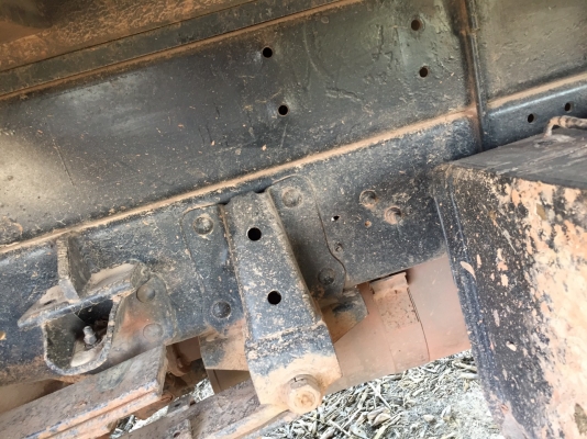 หกล้อ อีซูซุ NPR135ดั้ม5คิว แอร์ พ.เวอร์ ช่วงล่าง F สภาพดีสวยพร้อมใช้ เล่มทะเบียนพร้อมโอน หกล้อ อีซูซุ NPR135ดั้ม5คิว แอร์ พ.เวอร์ ช่วงล่าง F สภาพดีสวยพร้อมใช้ เล่มทะเบียนพร้อมโอน