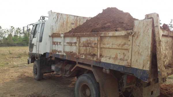 ขาย 6 ล้อดั้ม ยาง 825/16 HINO FD3H เครื่อง HO7D 195 แรงม้า เบรคทิฟฟี่ พวงมาลัยพาวเวอร์ ทะเบียนพร้อมโอน