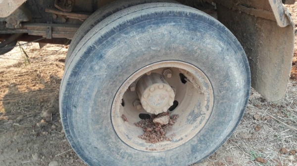 ขาย 6 ล้อดั้ม ยาง 825/16 HINO FD3H เครื่อง HO7D 195 แรงม้า เบรคทิฟฟี่ พวงมาลัยพาวเวอร์ ทะเบียนพร้อมโอน