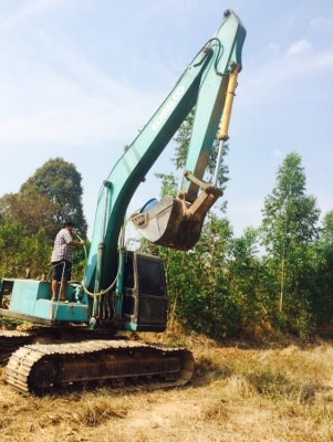 ขายรถขุดแบ็คโค SK200-3มาร์คทรี ไฟฟ้าเต็ม เอวแน่น เอกสารใบอินวอยซ์ ช่วงล่างเต็ม โซ่ใหม่ ลูกเลอร์ดี พร้อมลงลุยงาน