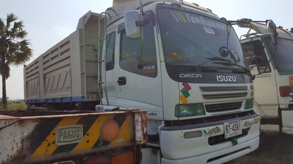 ขาย10ล้อ 2เพลา เดก้า320 ปี50 สภาพสวย เครื่องดี เอกสารทะเบียนครบ มีระบบลากลูก