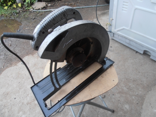 เลื่อยวงเดือน มากิต้า 9 นิ้ว 5900B