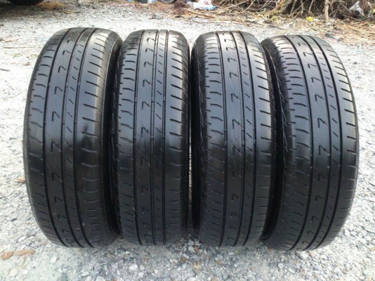 ขายยาง บริดสโตน อีโคเปีย 175/65R15 ยางสัปดาห์ที่03ปี15 ยางดอกเต็มสวยสดนิ่มลึกเท่ากันไม่แตกลายไม่ร้าวไม่มีปะ จำนวน 1 ชุด ขายยาง บริดสโตน อีโคเปีย 175/65R15 ยางสัปดาห์ที่03ปี15 ยางดอกเต็มสวยสดนิ่มลึกเท่ากันไม่แตกลายไม่ร้าวไม่มีปะ จำนวน 1 ชุด