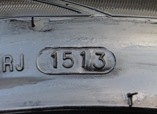 ล้อ 20 สภาพสวย ไม่มีซ่อม พร้อมยาง 265 50 20 ปี13 ดอกเยอะ พร้อมใช้งาน ราคาเร้าใจ