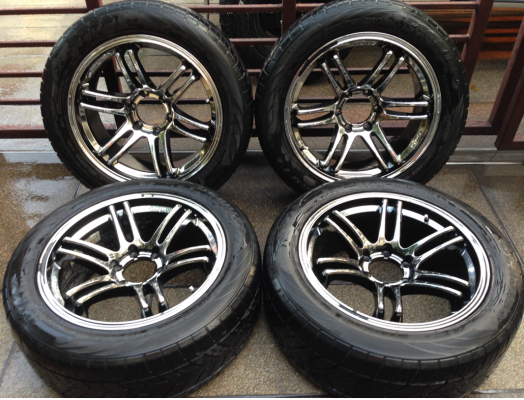 ล้อ 20 สภาพสวย ไม่มีซ่อม พร้อมยาง 265 50 20 ปี13 ดอกเยอะ พร้อมใช้งาน ราคาเร้าใจ