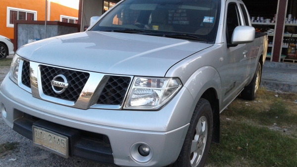 ขายด่วนนิสสัน  นาวาร่า แคปเปิดได้ ปี2553  เครื่องดีมาก ยางดีรถพร้อมใช้งานรถเดิมๆ0815650243