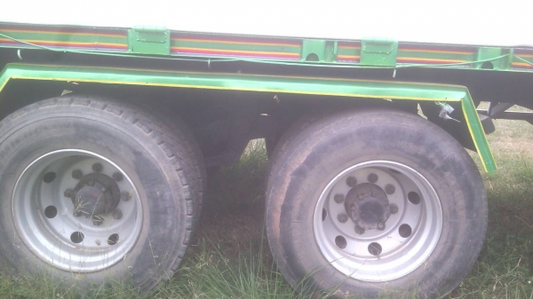 ขายด่วนหางพ่วงไมดั้ม3เพลาแท้ยาว7.40เมตรยางเต็มสภาพสวย