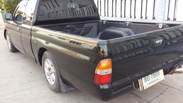 สีใหม่ พร้อมใช้ รุ่นยอดนิยม 2500 cc.