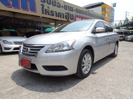 NISSAN SYLPHY 1.6  AT ปี2013
