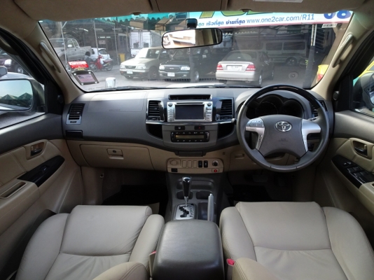 TOYOTA FORTUNER 3.0V (NAVI) AT ปี2014