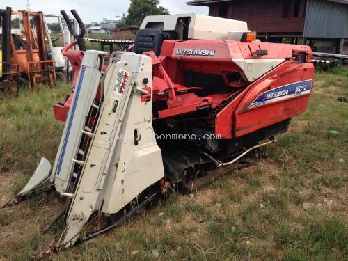 รถเกี่ยวข้าวนั่งขับ   MITSUBISHI   MC12 รหัสสินค้า : 80802294  Line ID: nihonmono  www.nihonmono.com