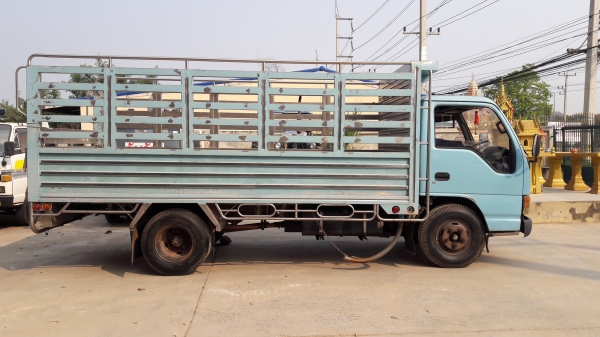 Isuzu Nkr66Lx5T เครื่อง 4HF-120 แรงม้า กระบะสแตนแหลส กว้าง 2.00 ม. ยาว 4.50 ม. ทะเบียนพร้อมโอน