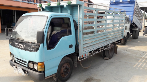 Isuzu Nkr66Lx5T เครื่อง 4HF-120 แรงม้า กระบะสแตนแหลส กว้าง 2.00 ม. ยาว 4.50 ม. ทะเบียนพร้อมโอน