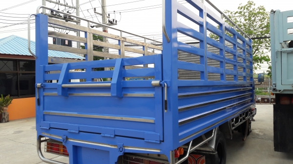 Isuzu Nkr66Lx5T เครื่อง 4HF-120 แรงม้า กระบะสแตนแหลส กว้าง 2.00 ม. ยาว 4.50 ม. ทะเบียนพร้อมโอน