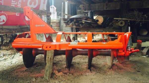 ตราช้าง 5x22นิ้วครับ