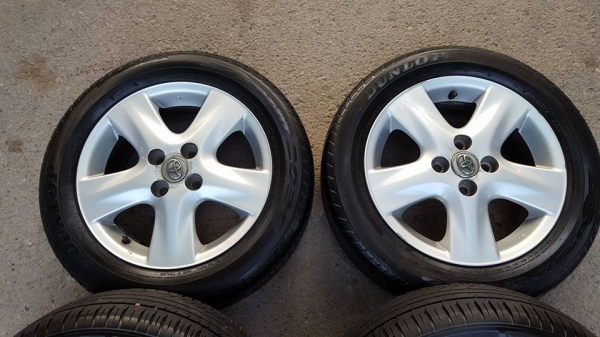 ขายล้อแม็กวีออสขอบ15 4ล้อ ราคา 4,800 บาท