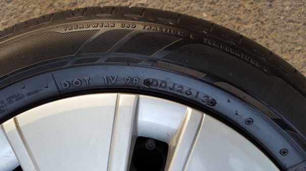 ขายล้อกระทะพร้อมยางขอบ14 4ล้อ ราคา 3,000 บาท