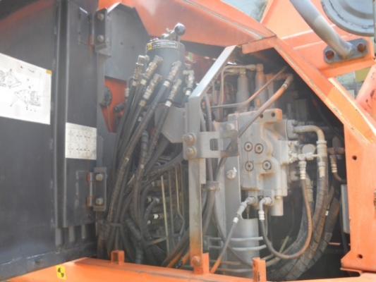 ขายรถแบคโฮเก่านอกจากญี่ปุ่น hitachi zx135us สนใจโทรสอบถาม 092-3309229 อี๊ด