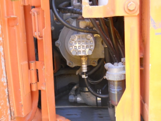 ขายรถแบคโฮเก่านอกจากญี่ปุ่น hitachi zx135us สนใจโทรสอบถาม 092-3309229 อี๊ด