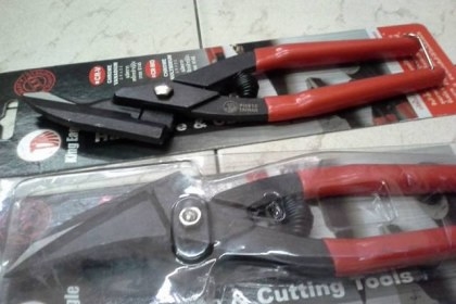 ขายกรรไกรตัดแผ่นเมทัลชีตขนาด10" นกใหญ่ไต้หวันKING EAGLE Made in Taiwan.