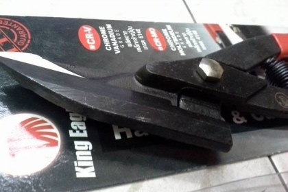 ขายกรรไกรตัดแผ่นเมทัลชีตขนาด10" นกใหญ่ไต้หวันKING EAGLE Made in Taiwan.