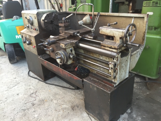 ขายกลึง6ฟุตนิ้วมิลไม่เปลี่ยนเฟือง3เพลาพร้อมใช้ราคาถูกๆ