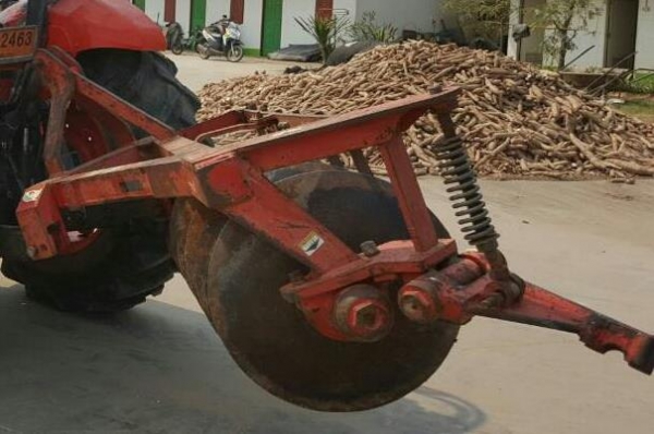 ลดสุดๆงดต่อรองครับ ผานพรวนตราช้าง รุ่นDH266J รถใหญ่