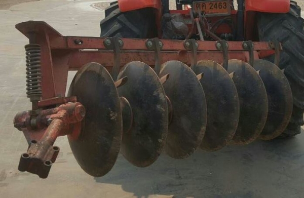 ลดสุดๆงดต่อรองครับ ผานพรวนตราช้าง รุ่นDH266J รถใหญ่