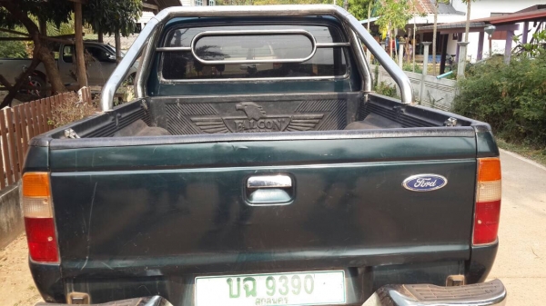 Ford ranger โฟวีลแคบปี44 เล่มพร้อมโอน