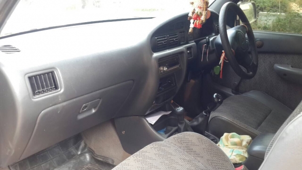 Ford ranger โฟวีลแคบปี44 เล่มพร้อมโอน