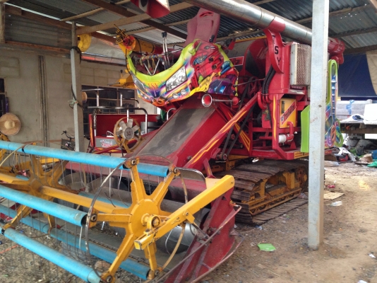 ขายรถเกี่ยว ไทยเส็งซุปเปอร์มดจอมพลัง รถ 3 ปี ลงนาปีอย่างเดียวรถไม่โทรม