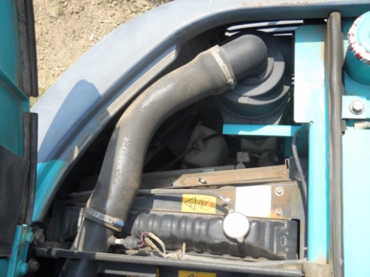 ขายรถแบคโฮเก่านอกจากญี่ปุ่น kobelco sk 135 yy04 สนใจโทรสอบถาม 092-3309229 อี๊ด