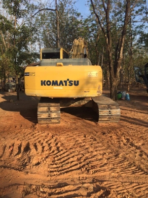 ขายแบคโค KOMATSU PC200-8 ใช้งาน7พันชั่วโมง เอกสารเล่มทะเบียนพร้อมโอน ราคา1.8ล้าน สนใจโทร 090-8588220คุณนะ 093-3258446คุณบิว หรือเข้าดูสินค้าอื่นๆได้ที่ www.truck.in.th/498 หรือเพจFacebook ณรงค์ ซื้อขายรถมือสอง (เว็บไซต์ส่วนตัว) หรือFacebook คุณนะ รถบรรทุก