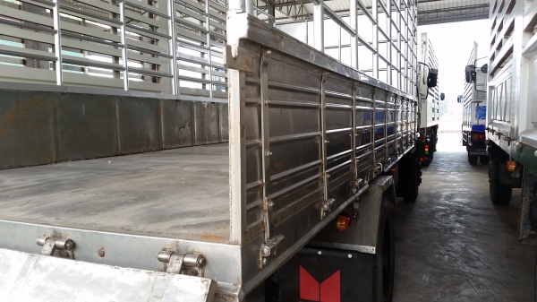 ขายรถบรรทุก 6 ล้อ