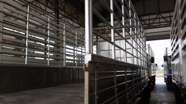 ขายรถบรรทุก 6 ล้อ