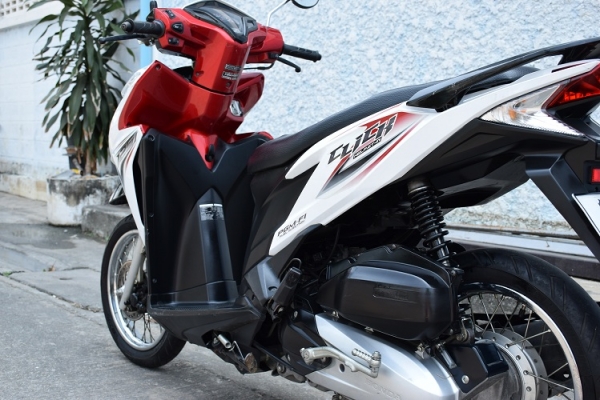 Click125i 2013 รถบ้านแท้ วิ่งน้อย เล่มชุดโอนครบ