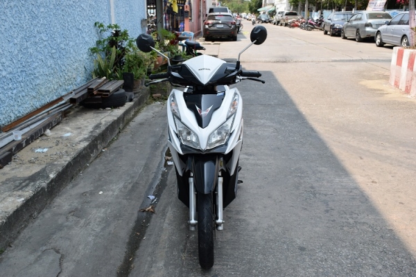 Click125i 2013 รถบ้านแท้ วิ่งน้อย เล่มชุดโอนครบ