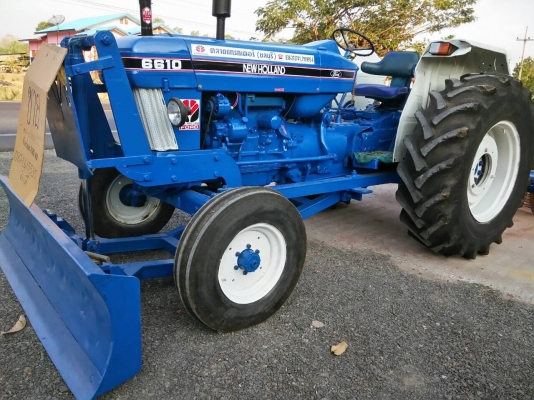 ขายด่วนรถไถฟอร์ด 6600 รุ่นยอดนิยมสภาพพร้อมลุยงาน เล่มทะเบียนพร้อมโอนครับ