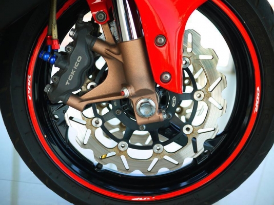 ขาย Honda Cbr1000 2005 พร้อมทะเบียนแท้โอนขนส่ง รถสวยมากๆเจ้าของเก่าดูแลอย่างดี