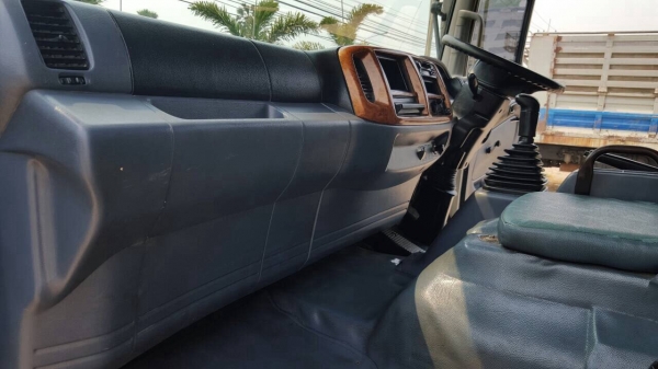 ขาย HINO MEGA 220. แรงม้า กระบะดั้มปีเนียม