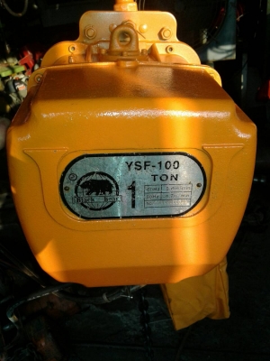 รอกไฟฟ้า 1 ตันใช้ไฟ2สาย 220v.( single phase ) โซ่ยาว 6 เมตร รับประกัน 6เดือน 0985700161